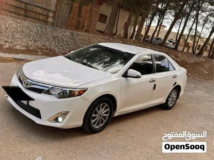 Toyota Camry 2014 photo 2