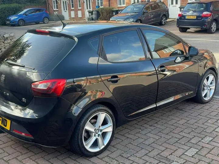 Seat Ibiza 2014 photo 3