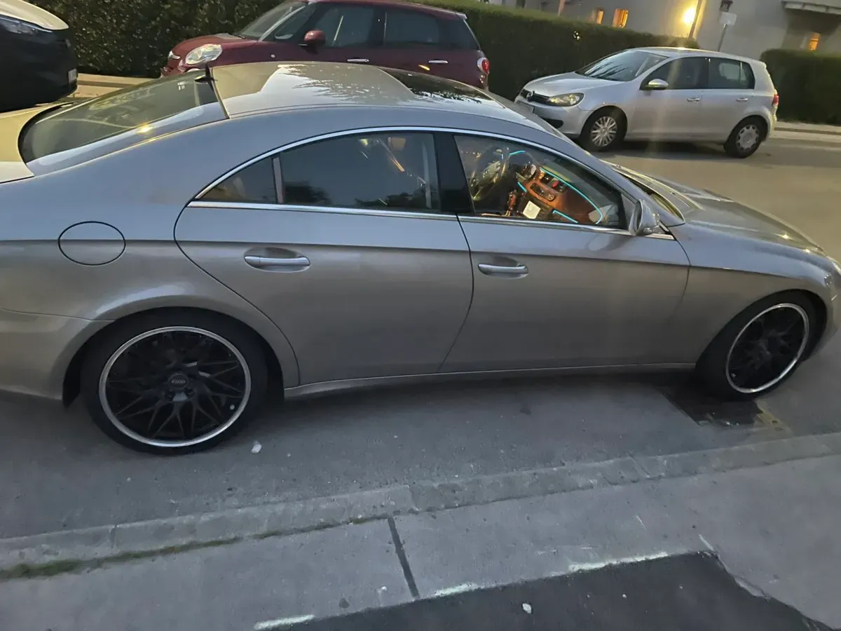 Mercedes-Benz Cls-Class 2005 photo 2