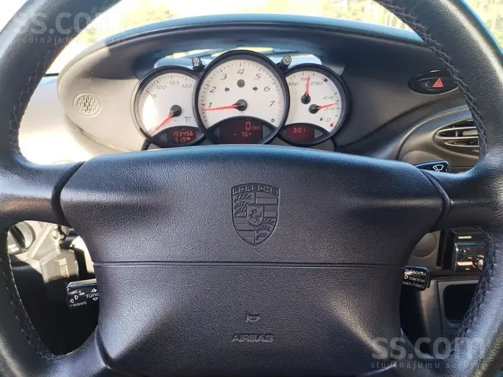 Porsche Boxster 2000 photo 2