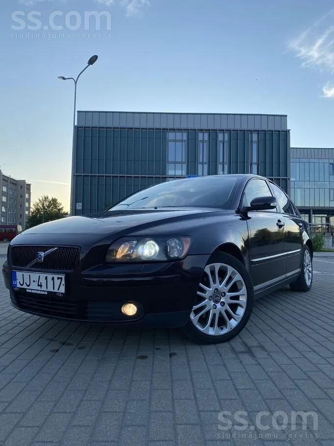 Volvo S40