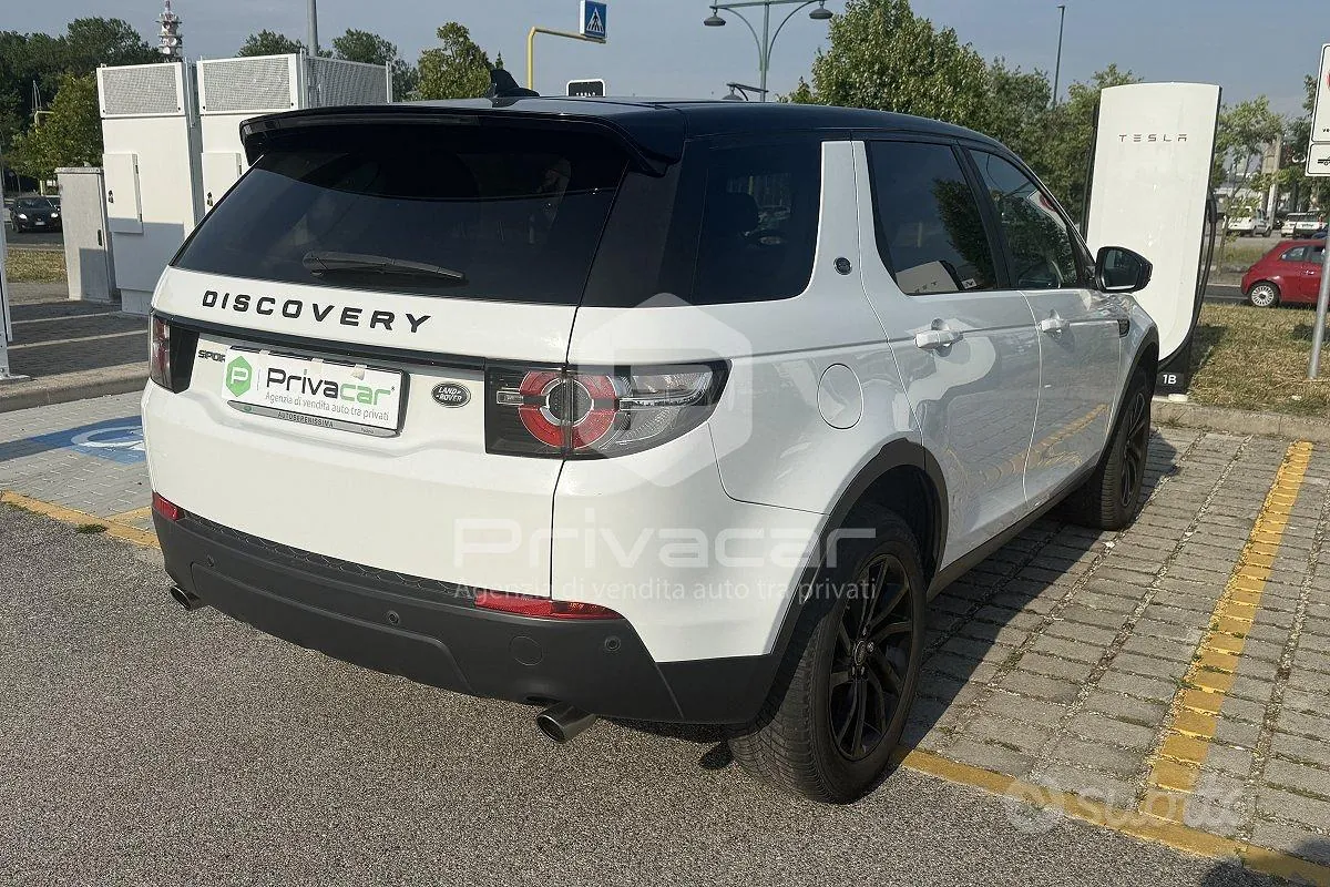 Land Rover Discovery Sport 2016 photo 5