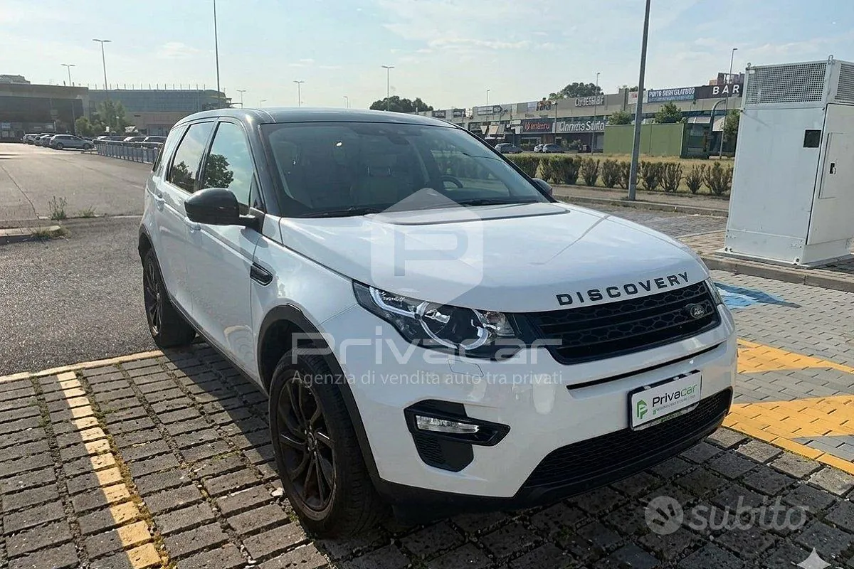 Land Rover Discovery Sport 2016 photo 3