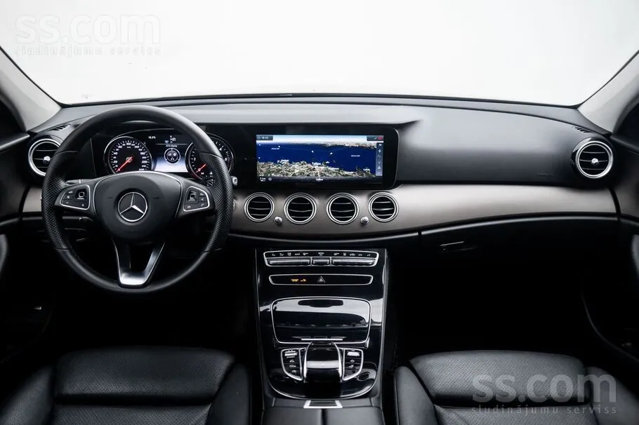 Mercedes-Benz E 350 D Avantgarde 2017 photo 2