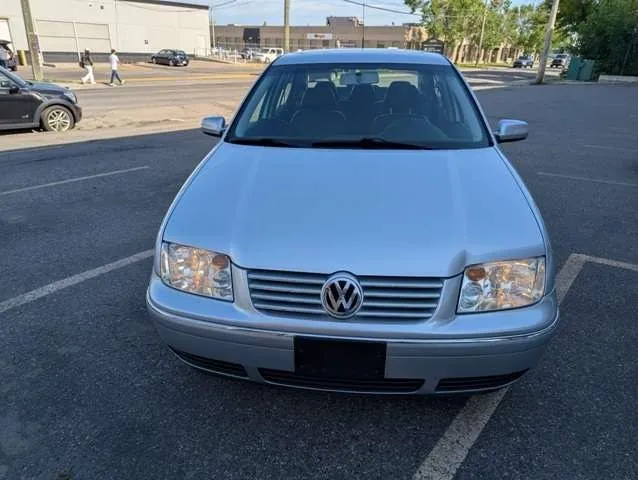 Volkswagen Jetta 2004 photo 2