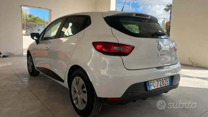 Renault Clio 2016 photo 3