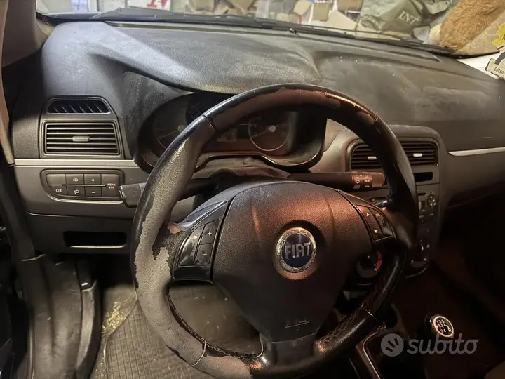 Fiat Grande Punto 2008 photo 3