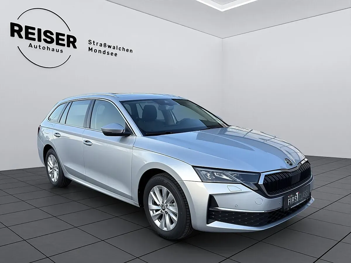 Skoda Octavia 2025 photo 2