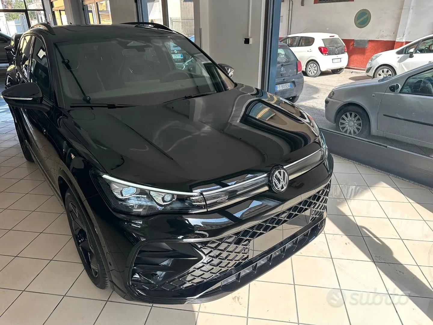 Volkswagen Tiguan 2026 photo 2