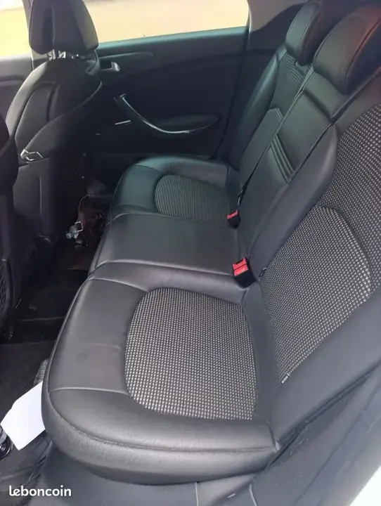 Citroen C5 2015 photo 2