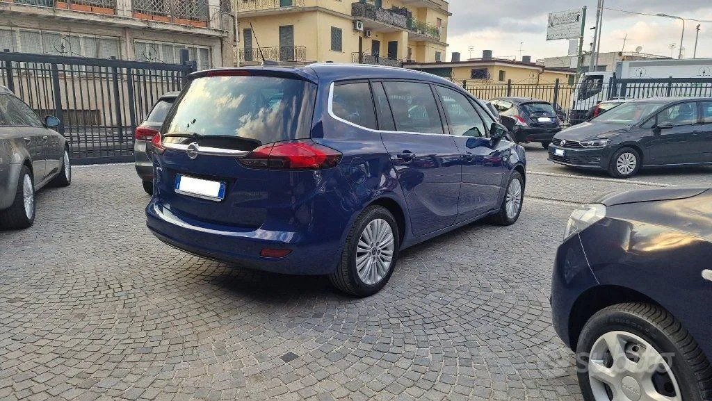 Opel Zafira 2018 photo 3