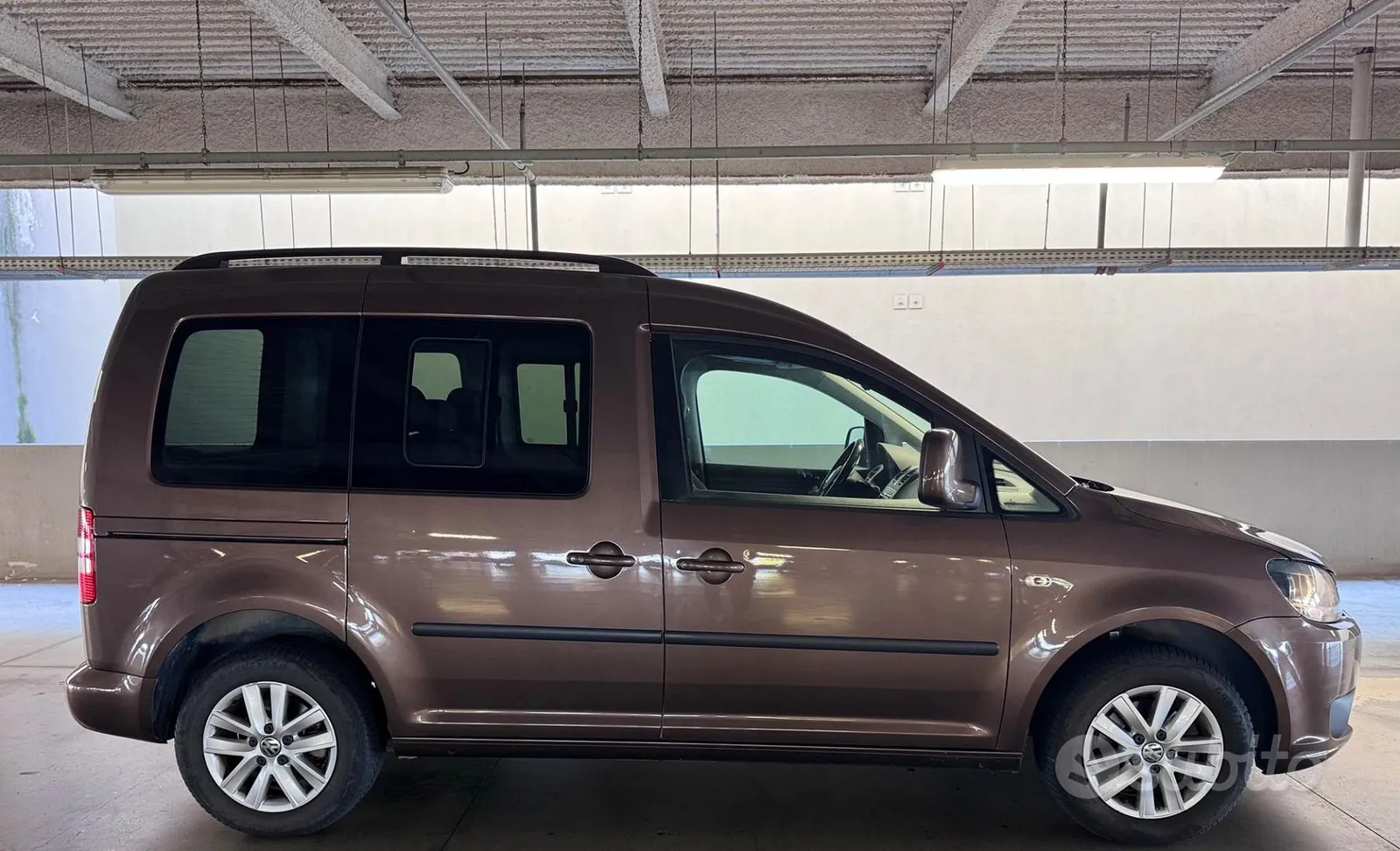 Volkswagen Caddy 2011 photo 5