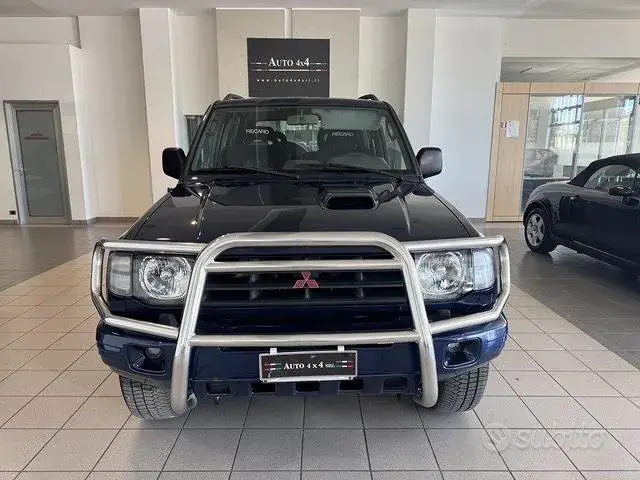 Mitsubishi Pajero 1998 photo 2