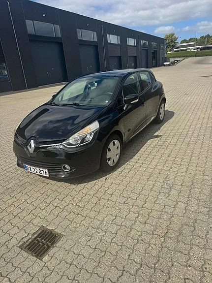 Renault Clio 2014 photo 2