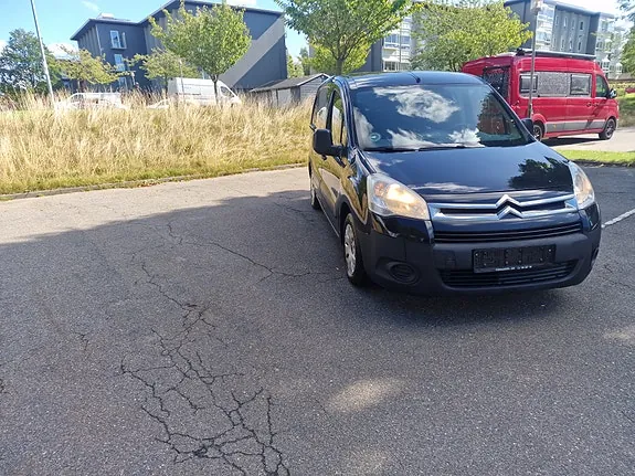Citroen Berlingo 2012 photo 2