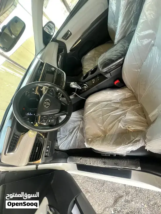 Toyota Avalon 2013 photo 3