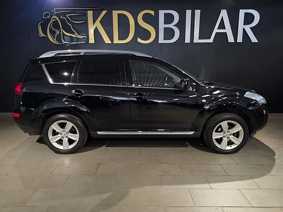 Peugeot 4007 2008 photo 4