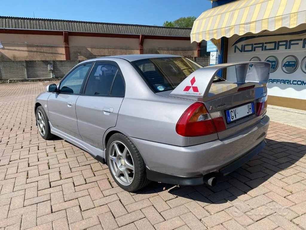 Mitsubishi Lancer 1997 photo 2