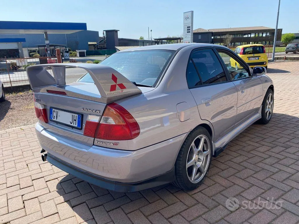 Mitsubishi Lancer 1997 photo 4