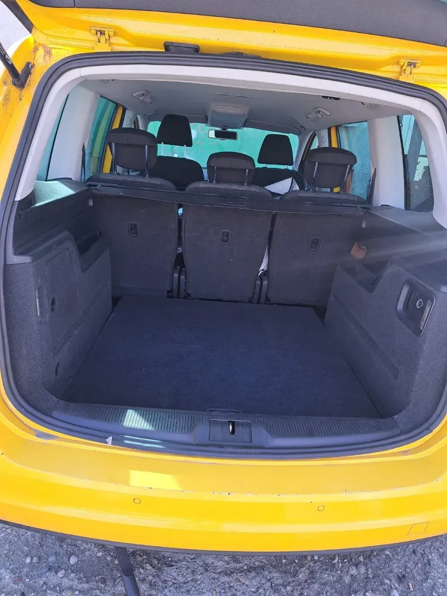 Volkswagen Sharan 2012 photo 2