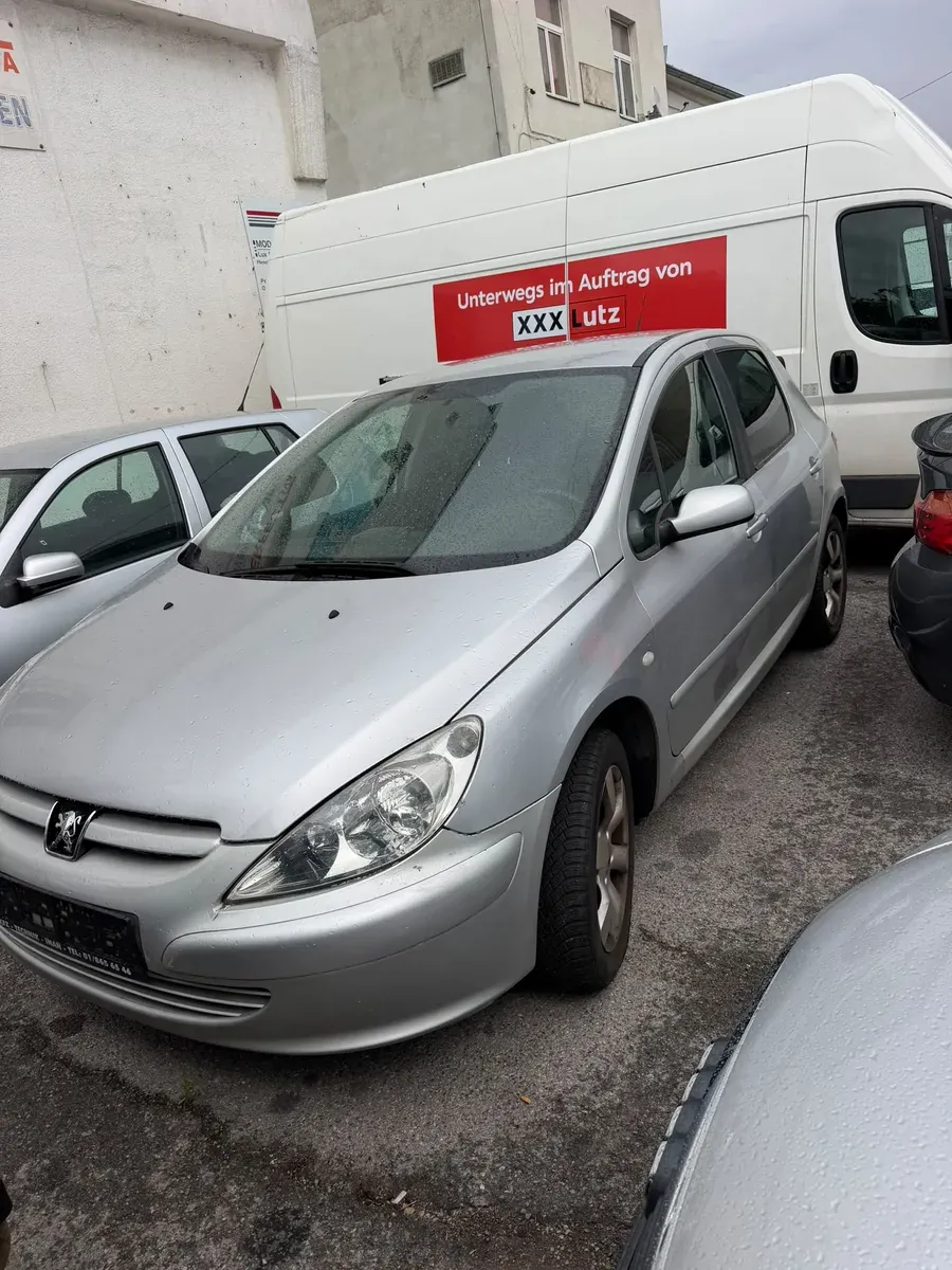 Peugeot 307