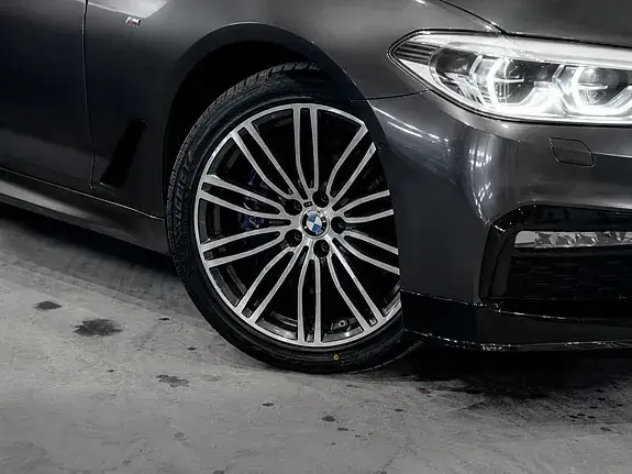 BMW 530I 2017 photo 2