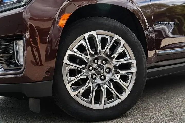 GMC Yukon 2023 photo 4