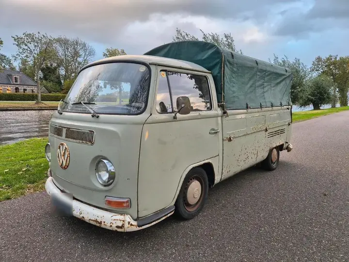 Volkswagen T2