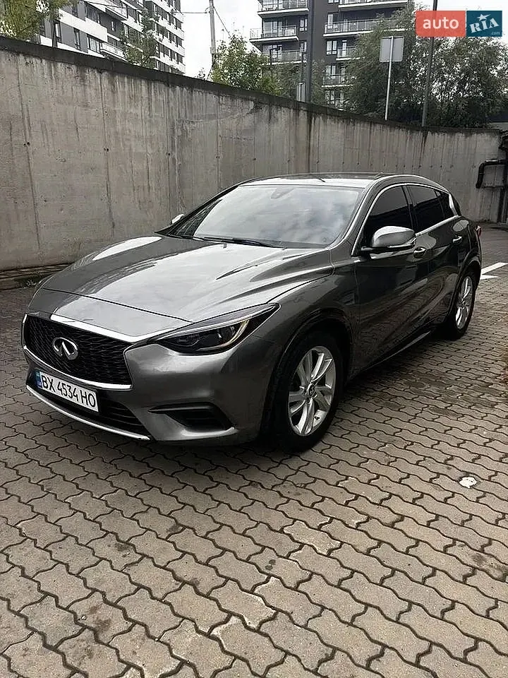 Infiniti Qx30 2016 photo 2