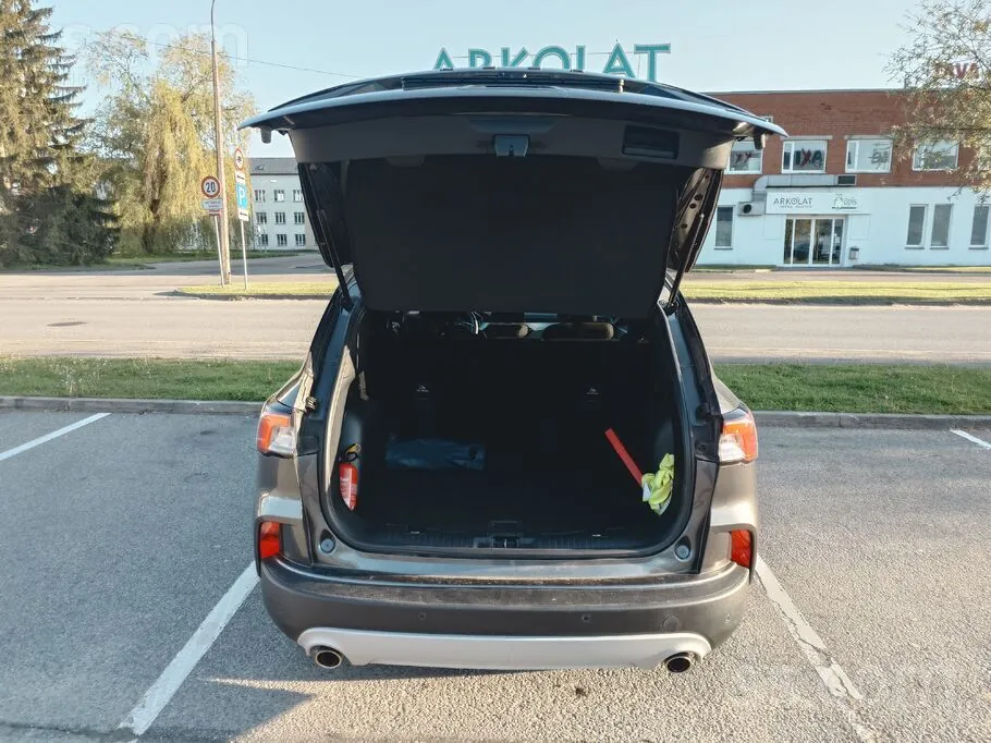 Ford Kuga 2021 photo 3