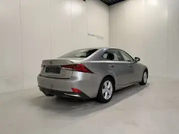 Lexus Is 2018 photo 3