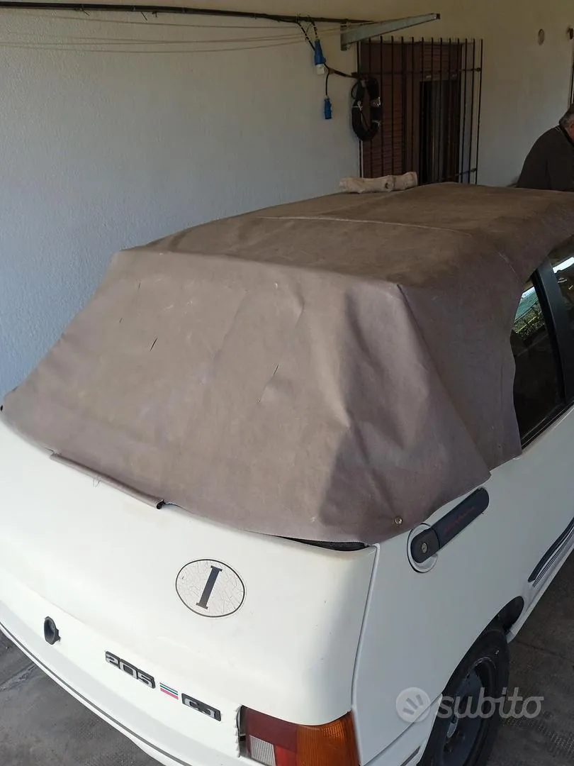 Peugeot 205