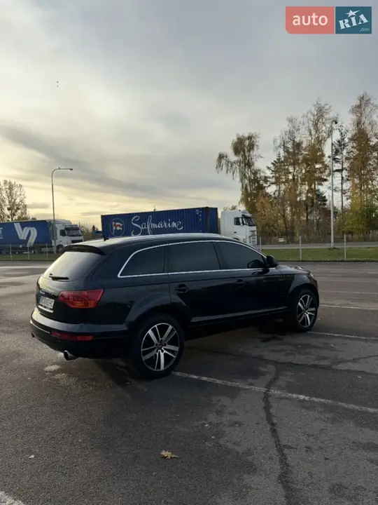 Audi Q7 2006 photo 4