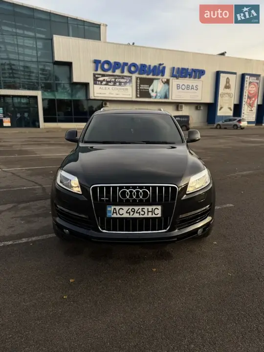Audi Q7 2006 photo 2