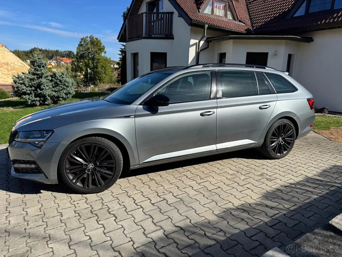 Skoda Superb 2021 photo 2