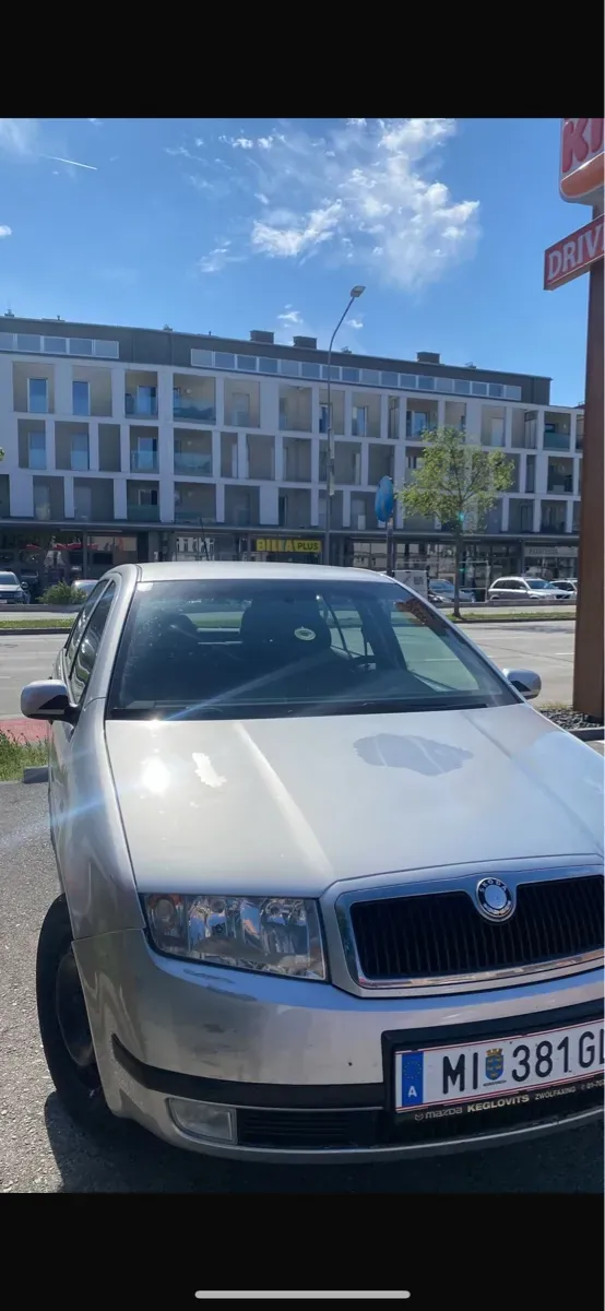 Skoda Fabia 2002 photo 2