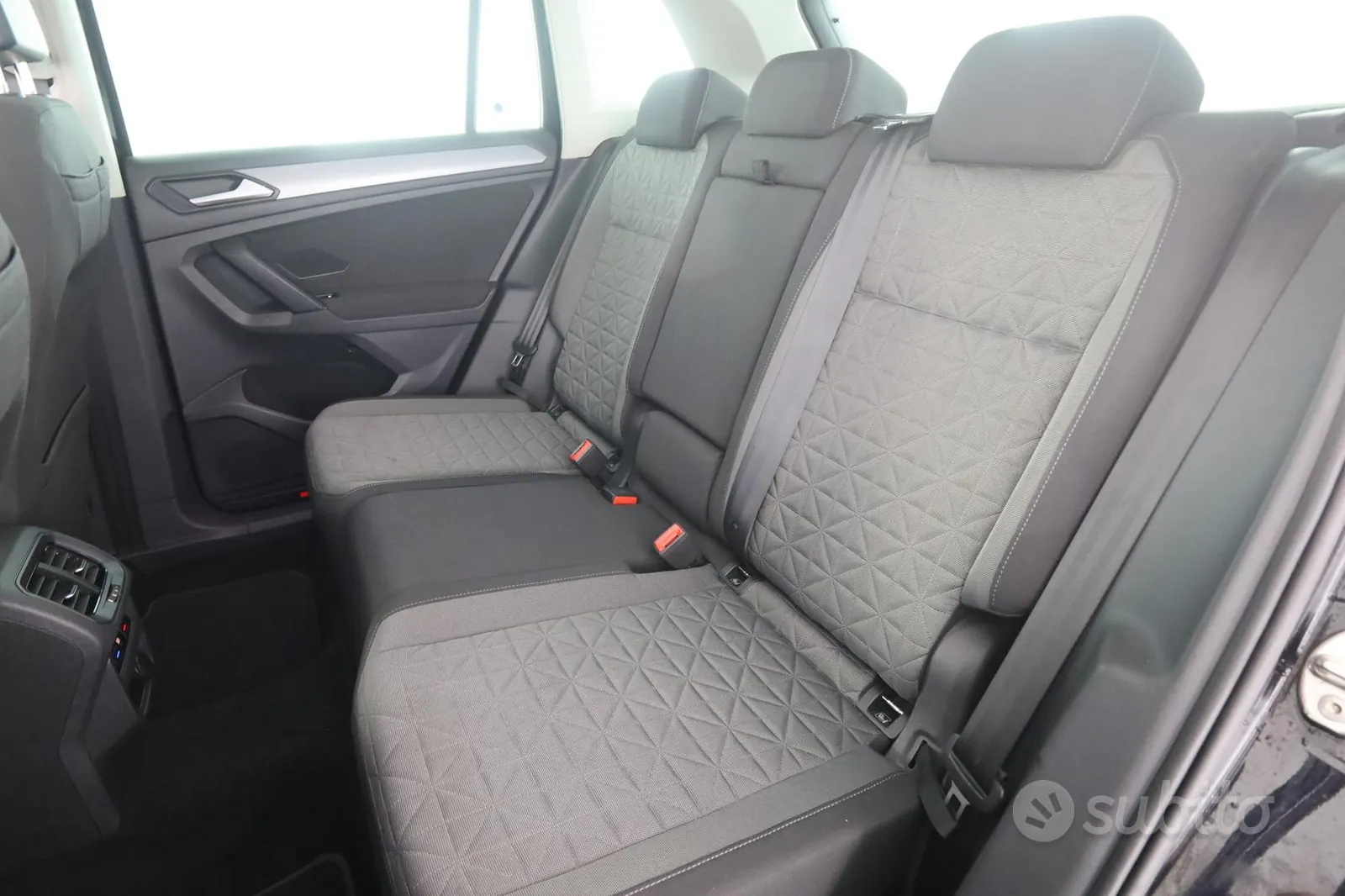 Volkswagen Tiguan 2021 photo 3