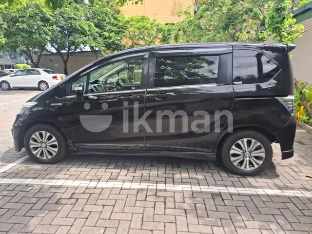 Honda Freed 2012 photo 3