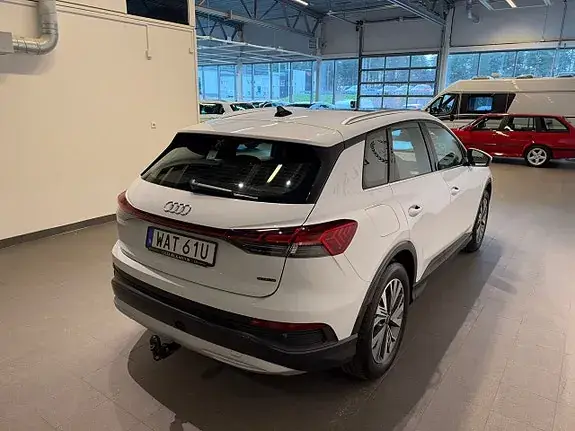 Audi Q4 E-Tron 2023 photo 3