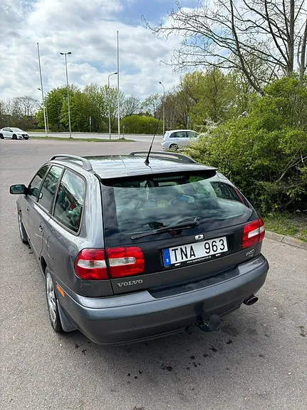 Volvo V40 2003 photo 3