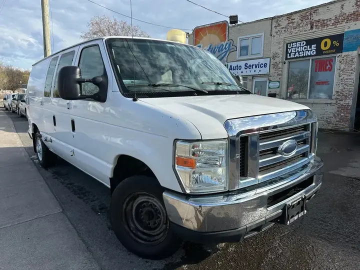 Ford E-Series Van