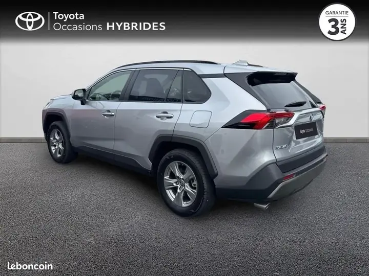 Toyota Rav4 2024 photo 2