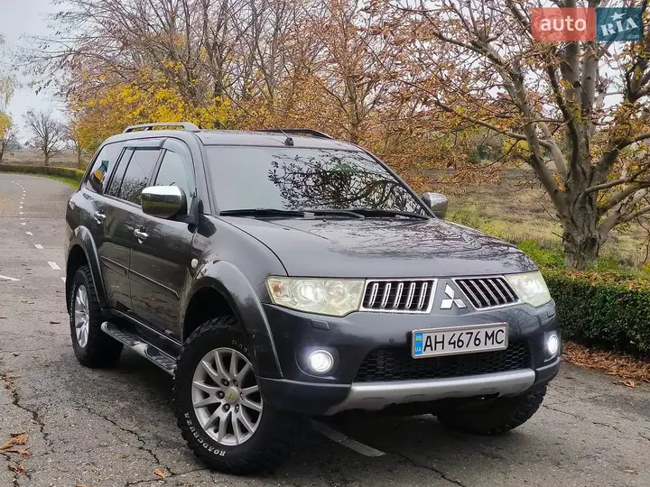 Mitsubishi Pajero Sport