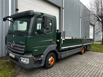 Mercedes-Benz Atego 818