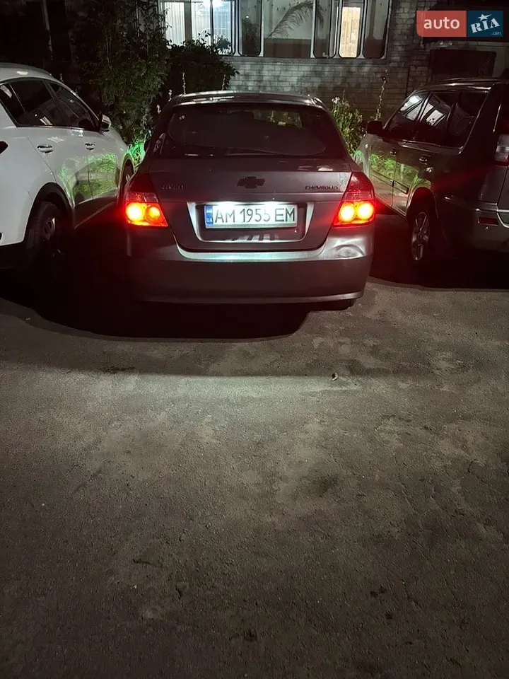 Chevrolet Aveo 2006 photo 2