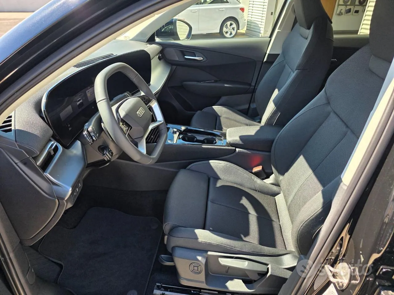 Audi Q3 2023 photo 5