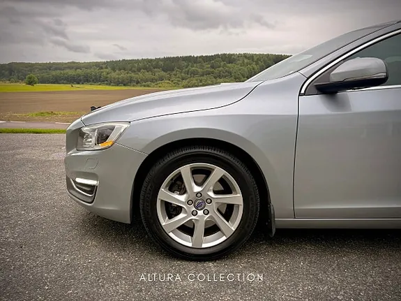 Volvo V60 2015 photo 3