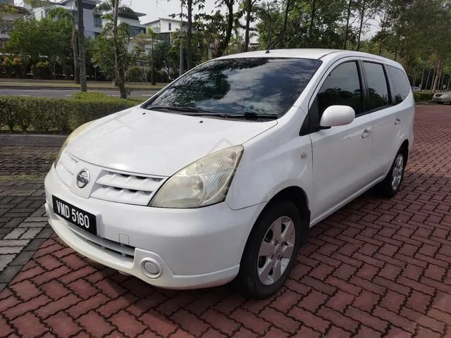 Nissan Grand Livina