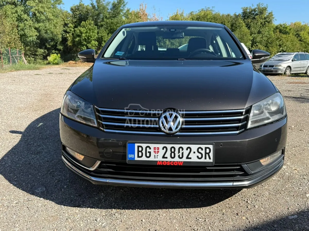 Volkswagen Passat 2010 photo 2