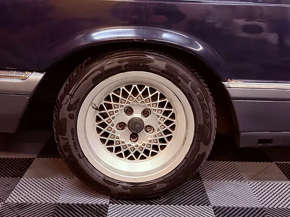 Mercedes-Benz 500 Sec 1986 photo 5